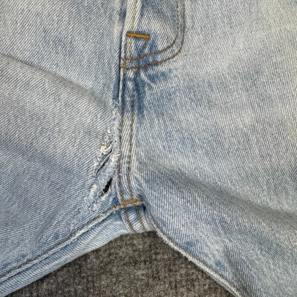 Levis 501 Original Fit Jeans Mens Light Wash Straight Leg Button Fly Denim